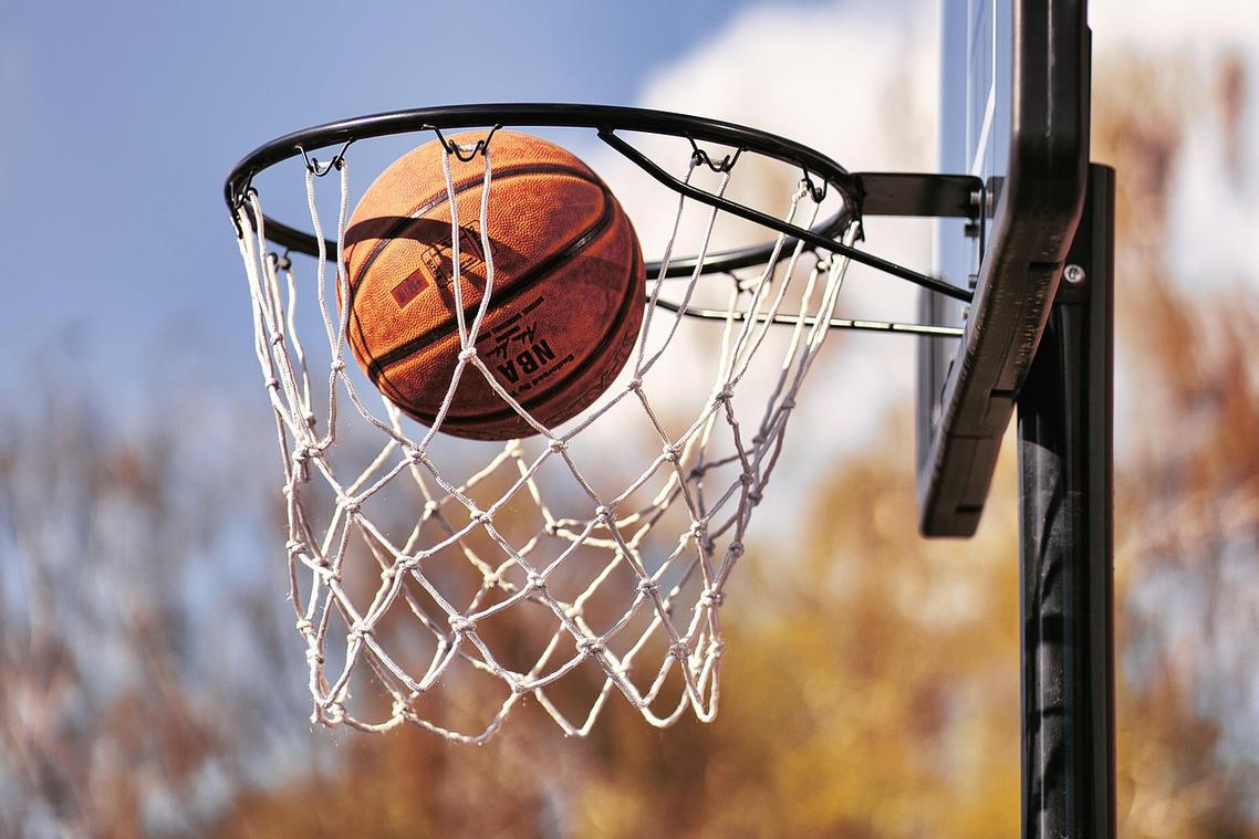 zirponax mover offense basketball